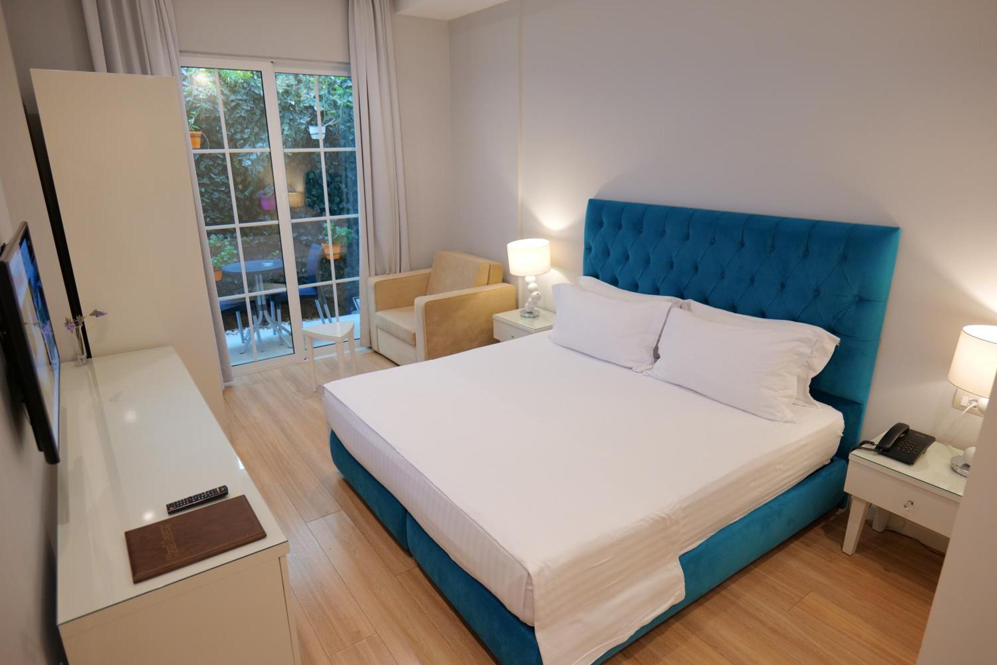 Luxury Hotell 4*