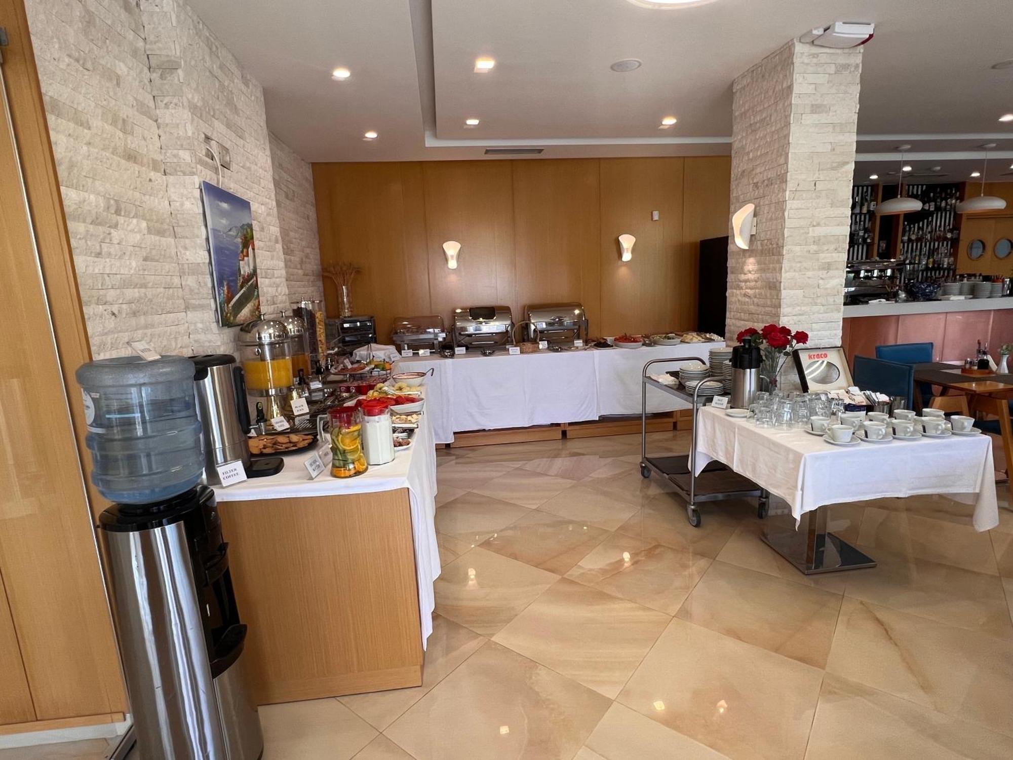 Hotell Luxury Ksamil
